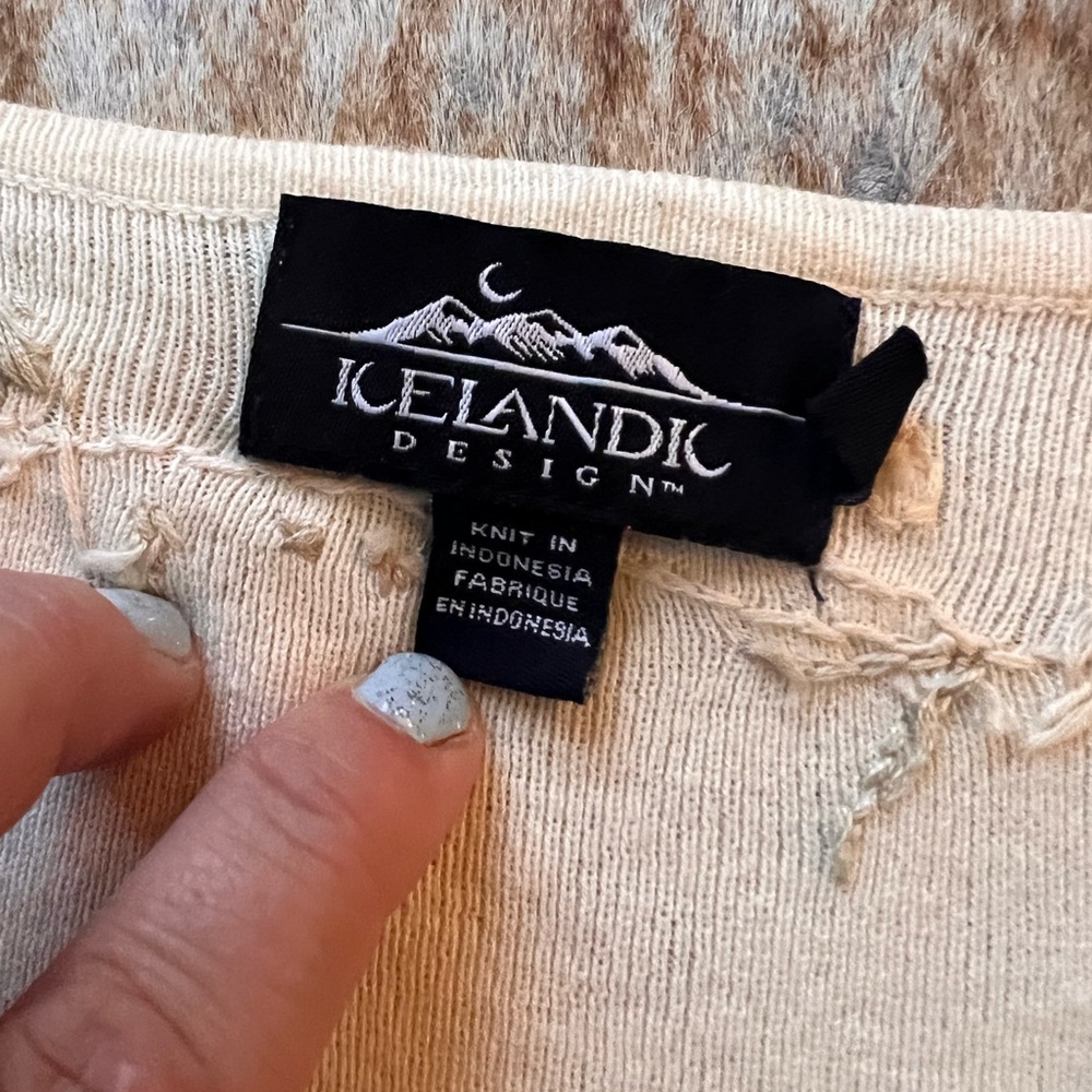 Icelandic Design Button Front Pattern Cardigan - image 3